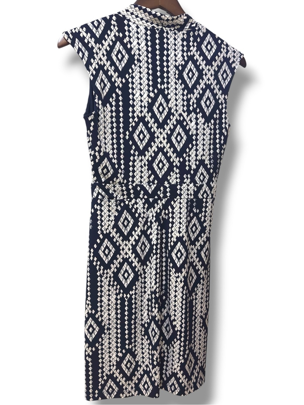 Enfocus Studio |NWOT Navy Ivory Geometric V-Neck Printed Fit Flare Dress (6) - Picture 4 of 11